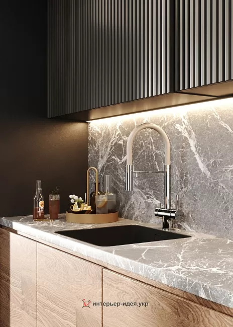 «Black. Kitchen. Wood». Кухня в ЖК &quot;Горизонт 3&quot;, г. Львов