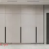 Просторная прихожая в современном минималистическом стиле, 13 м.кв